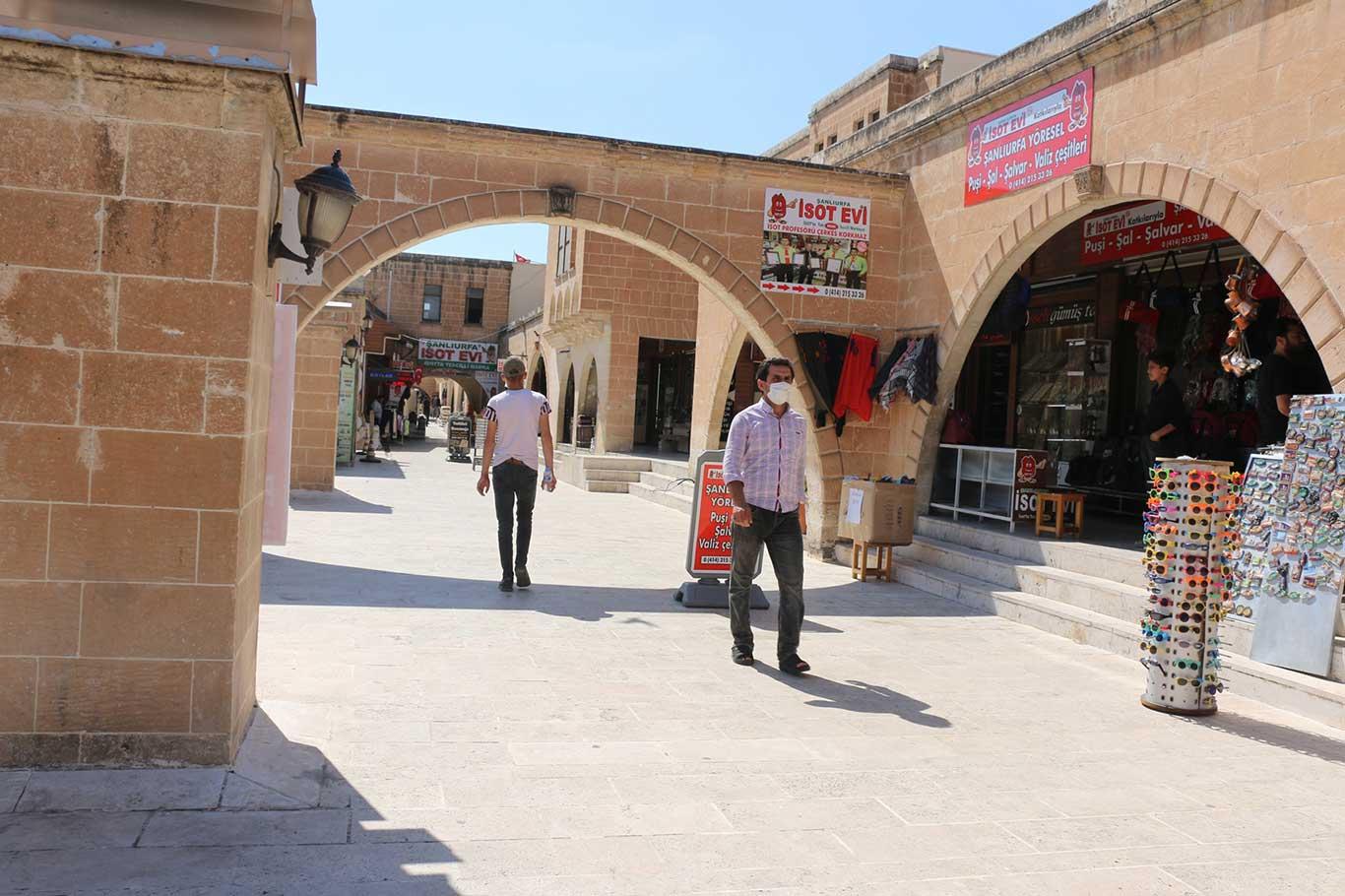Şanlıurfa Balıklıgöl esnafı: Kiralarımızı ödeyemeyecek duruma geldik